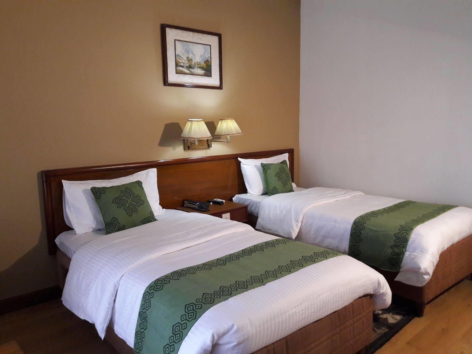 Hotel Nirvana Bhairāhawā Екстериор снимка