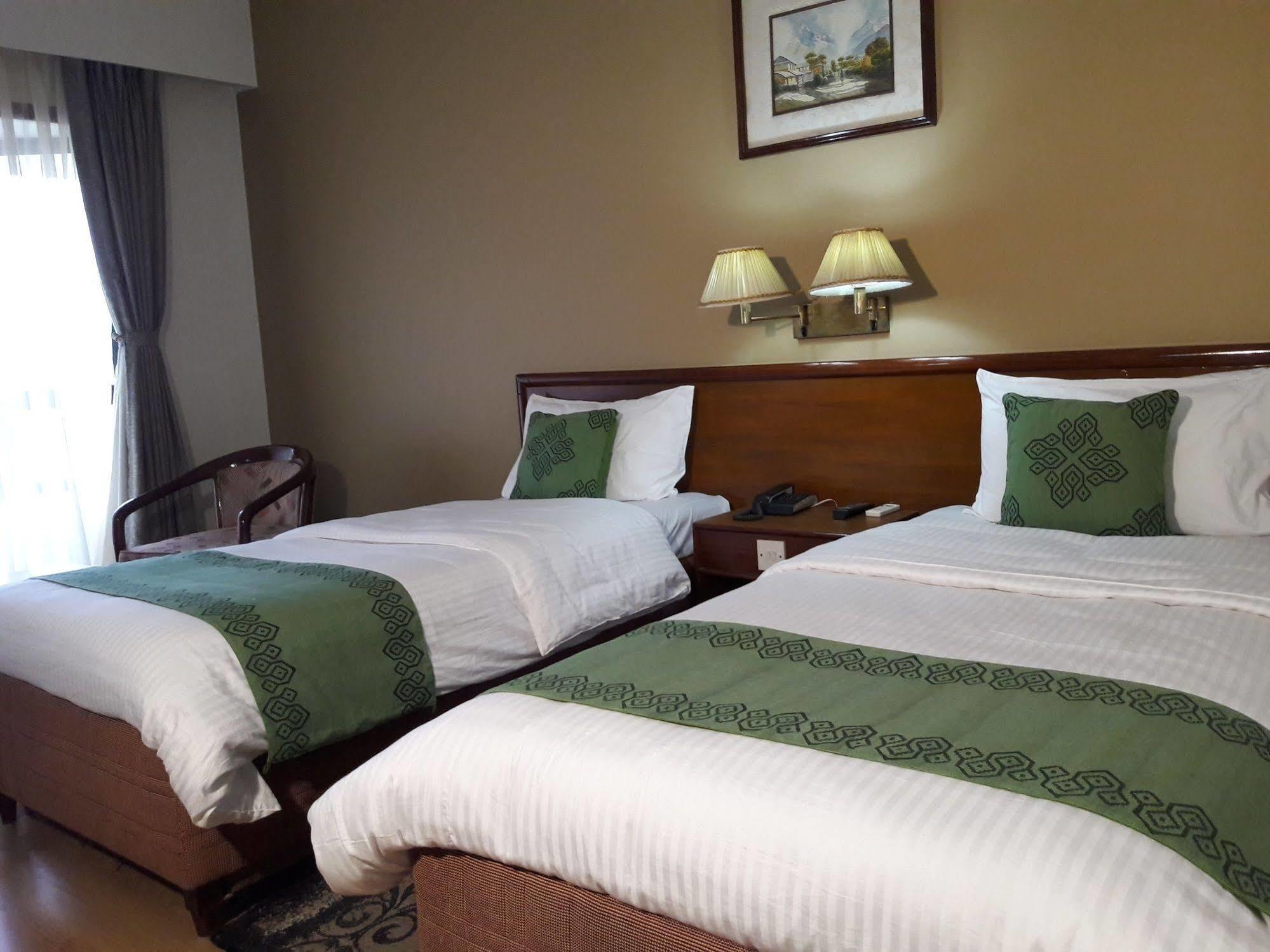 Hotel Nirvana Bhairāhawā Екстериор снимка