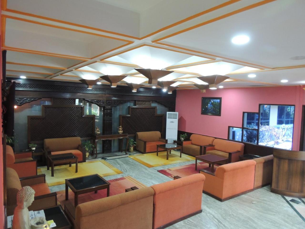 Hotel Nirvana Bhairāhawā Екстериор снимка