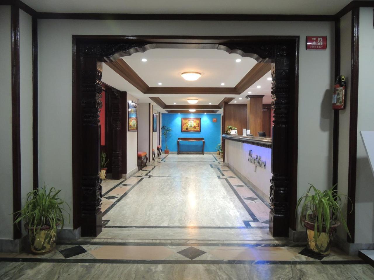 Hotel Nirvana Bhairāhawā Екстериор снимка