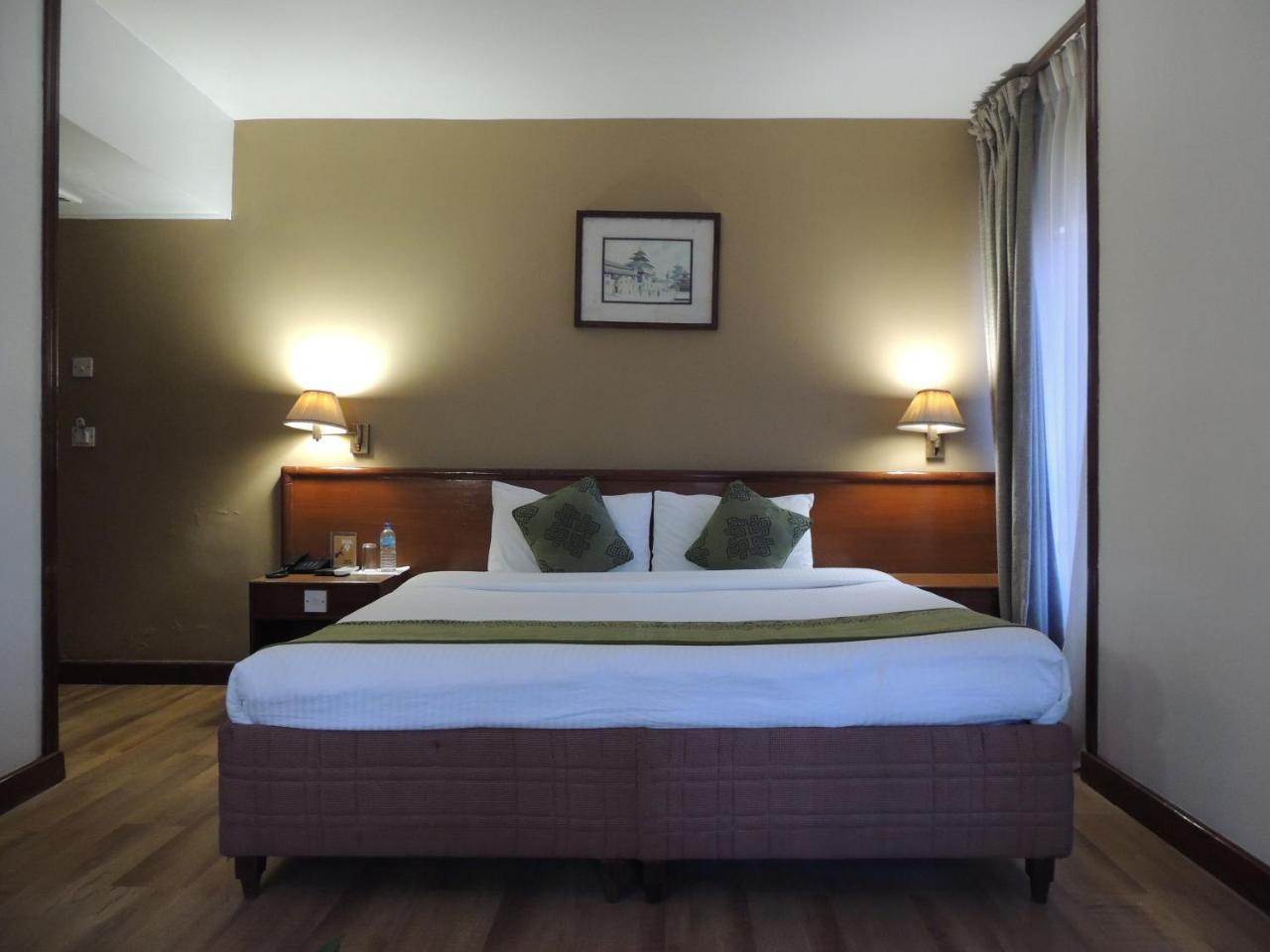 Hotel Nirvana Bhairāhawā Екстериор снимка