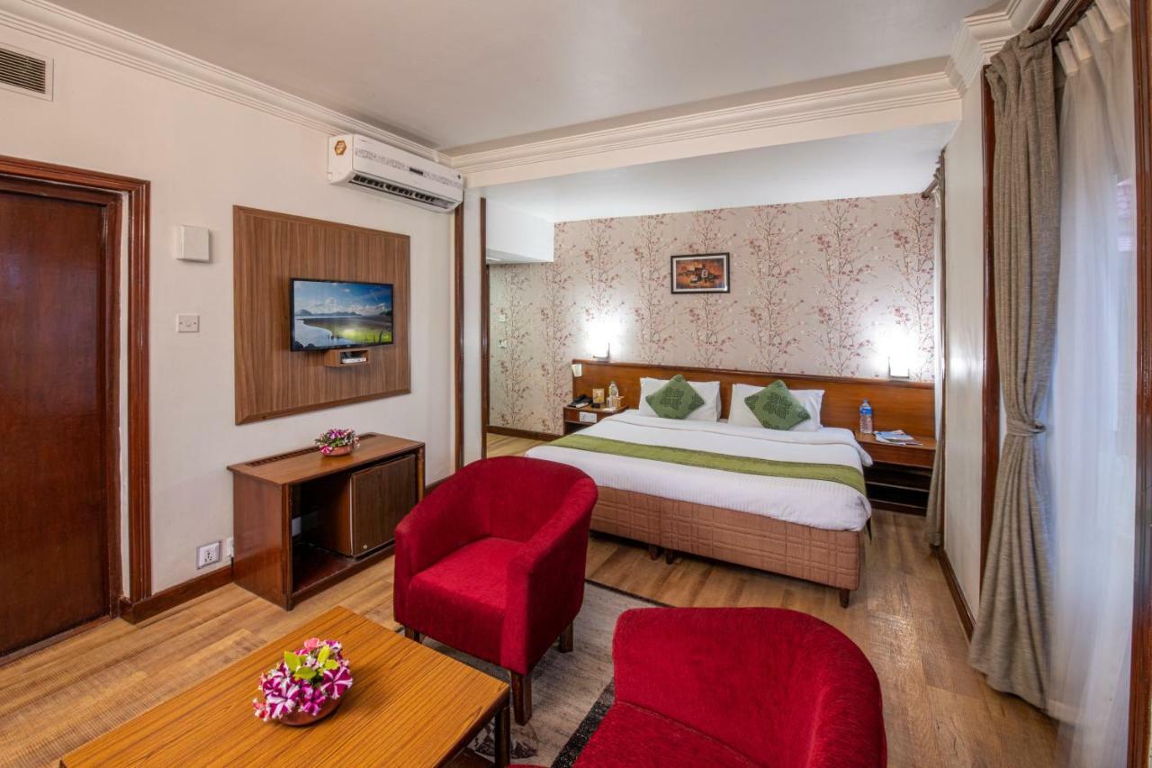 Hotel Nirvana Bhairāhawā Екстериор снимка